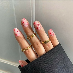 Монипуляции при помощи ногтей